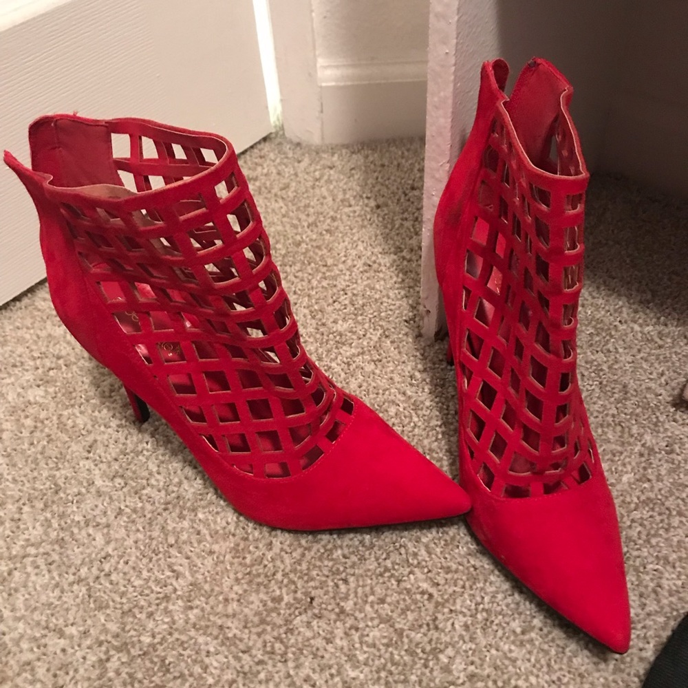 Size 11 Shoe Dazzle boots